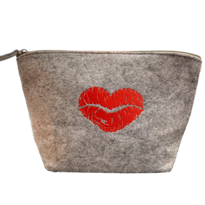 Picture of Beauty-Tasche, Toiletttasche, Krims-Krams Tasche aus Filz "KISS"
