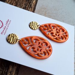 Bild von Ornament-Ohrstecker - Tropfenform aus Resin - flame orange - Stecker Edelstahl gold