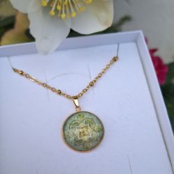 Picture of Mandala des Loslassens - Halskette aus Edelstahl geoldfarbig